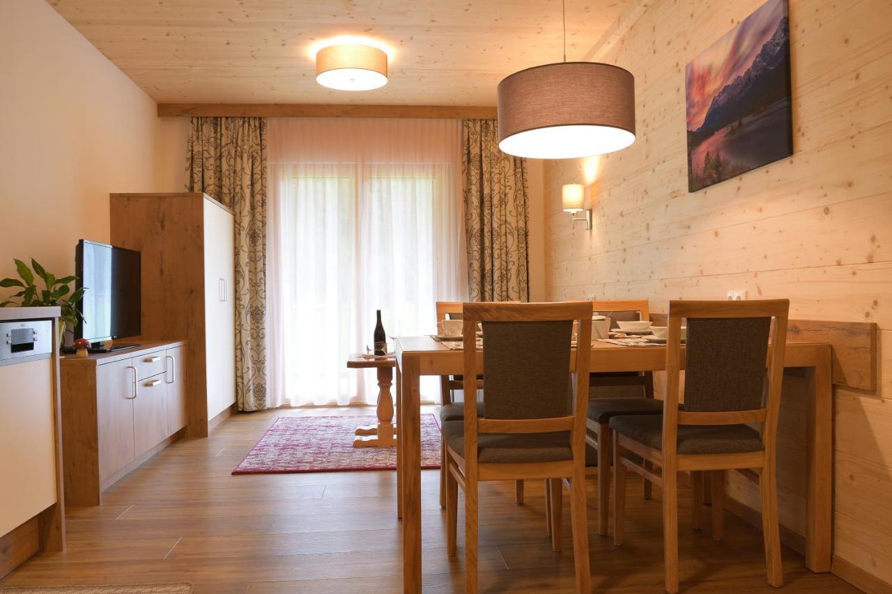 Villa Alpin Holzgau Extérieur photo