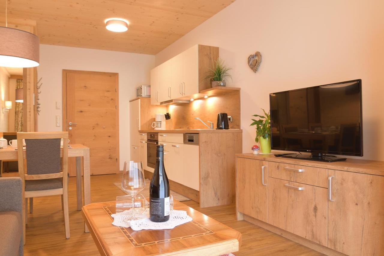Villa Alpin Holzgau Extérieur photo