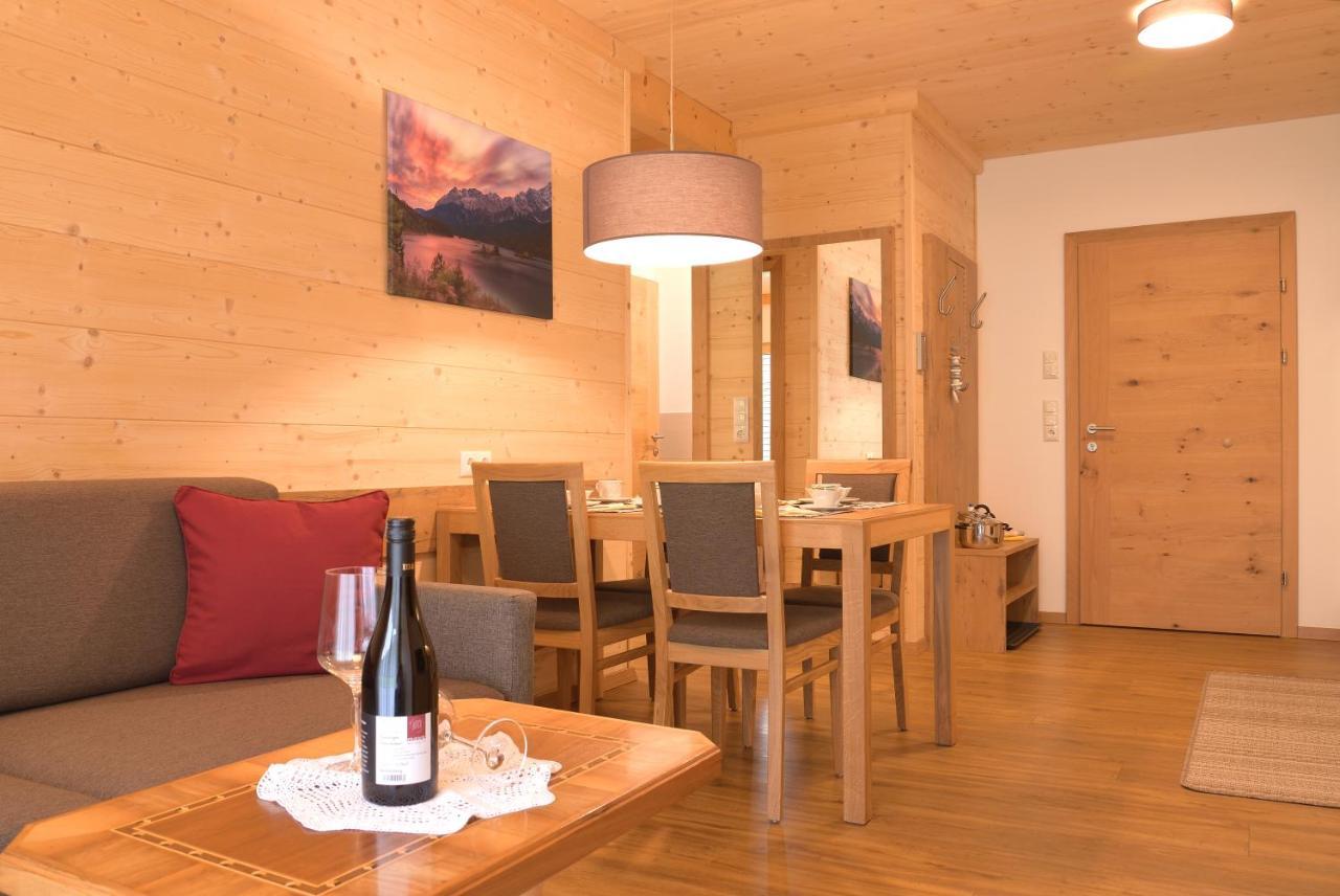 Villa Alpin Holzgau Extérieur photo